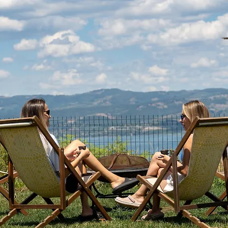 לינה וארוחת בוקר In ספנג'ה