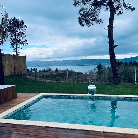 לינה וארוחת בוקר In ספנג'ה